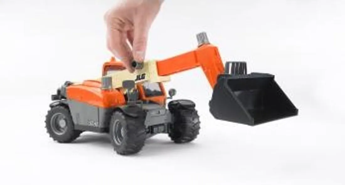 bruder-jlg-2505