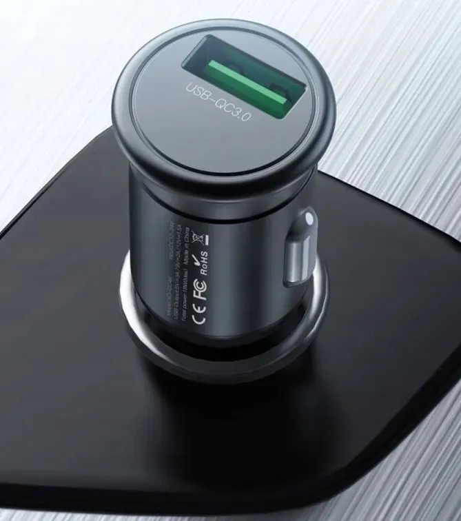 szybka-ladowarka-samochodowa-usb-quick-charge-3-0