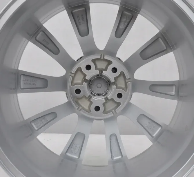 felgi-19-tesla-model-3-y-liczba-felg-w-ofercie-4-szt