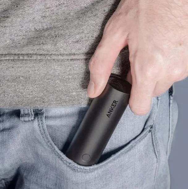 powerbank-anker-5000-mah-czarny-cechy-dodatkowe-diody-kontrolne