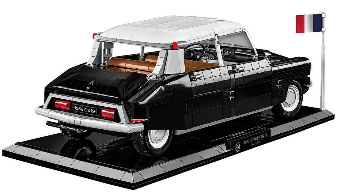 cobi-citroen-ds-19-1956-executive-edition