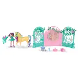 unicorn-academy-ava-and-leaf-stall