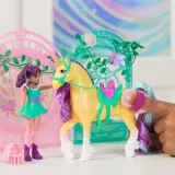 unicorn-academy-ava-and-leaf-stall