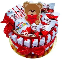 tort-kinder-box-zestaw-slodyczy-dla-dziecka-dzieci-zestaw-slodyczy-prezent