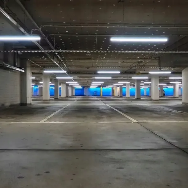 lampa-led-natynkowa-panel-18w-1600lm-60cm-neutralna-do-garazu-warsztatu-barwa-swiatla-bialy-neutralny