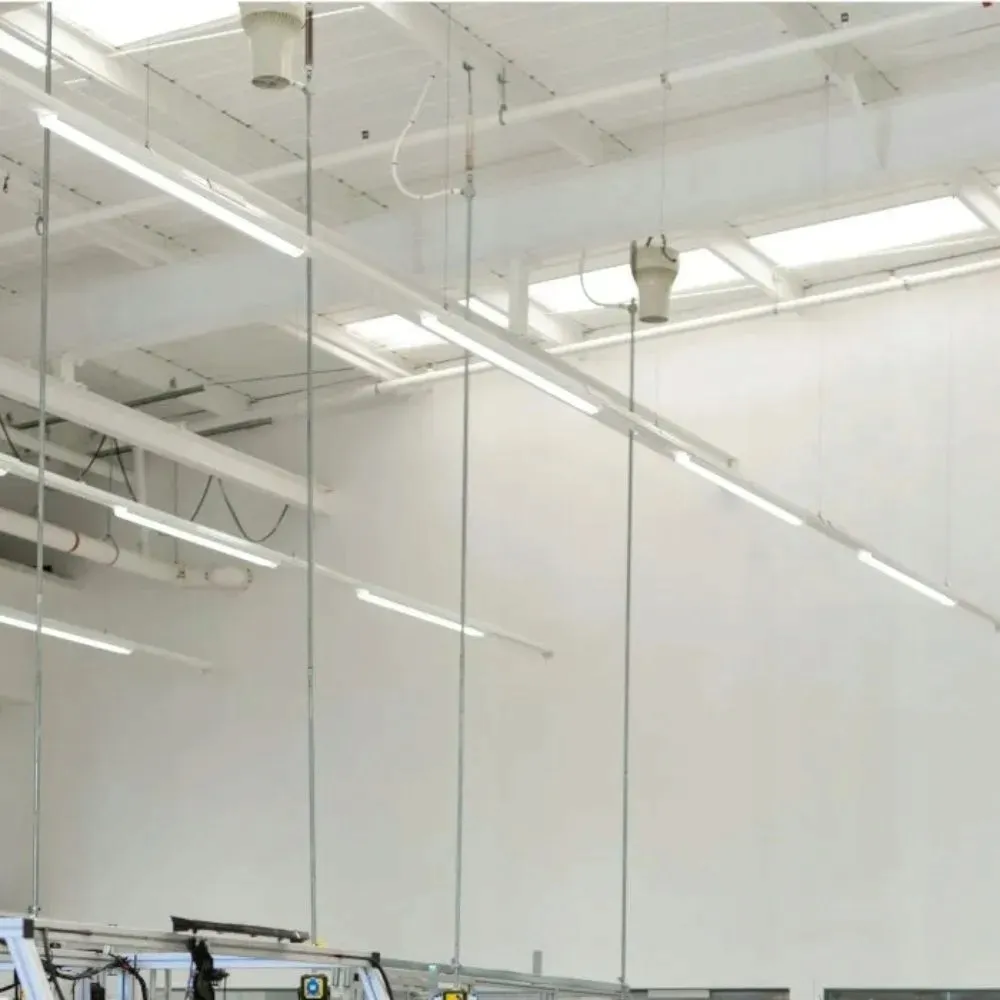 lampa-led-natynkowa-panel-18w-1600lm-60cm-neutralna-do-garazu-warsztatu-stan-nowy