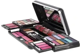 zestaw-kosmetyczka-kopertowka-51-produkty