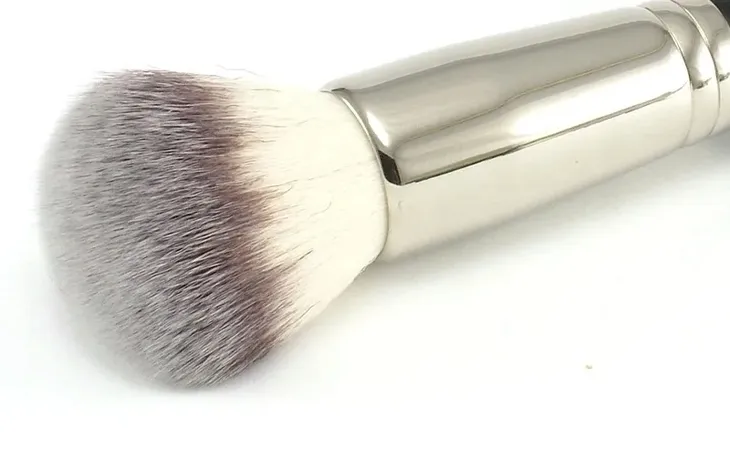 hakuro-pedzel-do-rozu-bronzera-h24-marka-hakuro