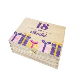 skrzynka-drewniana-na-prezent-personalizowana-urodziny-nadruk-uv