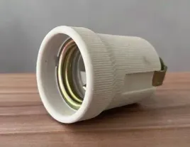 oprawka-do-zarowki-e27-ceramiczna-100-sztuk