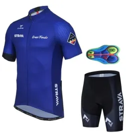 stroj-rowerowy-meski-strava-niebieski-spodenki-zelowe-komplet-rowerowy