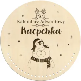 kalendarz-adwentowy-kolko-drewniana-baza-z-imieniem-dziecka-na-sciane
