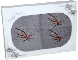 prezent-komplet-trzech-grubych-recznikow-z-haftem