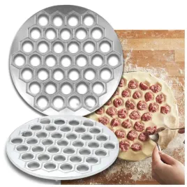 pieroznica-forma-do-pierogow-uszek-ravioli-foremka-wykrawacz-37-pierogow