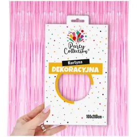 kurtyna-imprezowa-rozowa-zaslona-dekoracje-na-18-urodziny-scianka-do-zdjec
