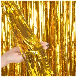 kurtyna-dekoracyjna-zloto-imprezowa-na-18-urodziny-komunia-tlo-do-zdjec