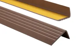 profil-schodowy-pcv-antyposlizgowy-41x25mm-90cm-braz-listwa-schodowa