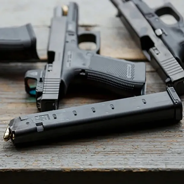 magazynek-leapers-do-glock-33-naboje-stan-nowy-kod-producenta-rbt-gl933