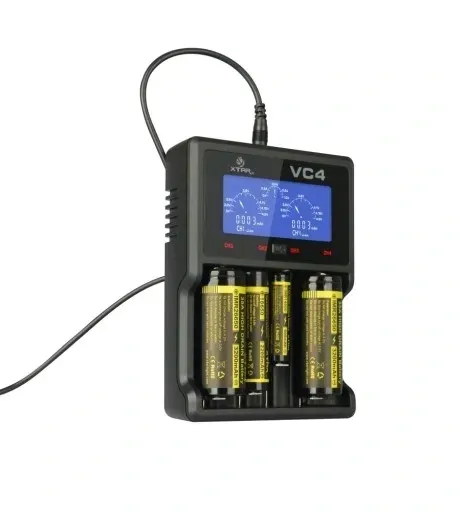 ladowarka-do-akumulatorow-xtar-vc4-18650-26650-lcd-liczba-akumulatorow-ladowanych-jednoczesnie-4