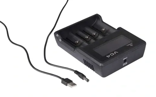 ladowarka-do-akumulatorow-xtar-vc4-18650-26650-lcd-model-vc4