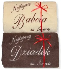 zestaw-recznikow-na-prezent-na-walentynki-dzien-babci-swieta-reczniki