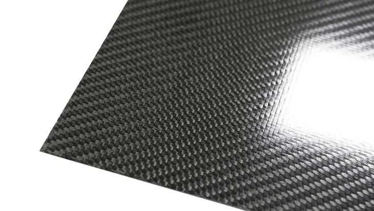 plyta-carbon-gloss-50x60cm-2mm-typ-samochodu-samochody-osobowe