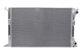 sportowa-chlodnica-wody-turboworks-audi-a4-a5-b8-a6-c7-q3-q5