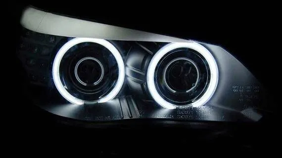 lampy-przednie-bmw-e60-e61-03-07-angle-eyes-ccfl-b