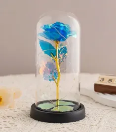 wieczna-roza-led-w-szkle-niebieska-ozdobne-pudelko-na-prezent