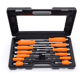 srubokrety-do-podbijania-12szt-w-walizce-kd10946