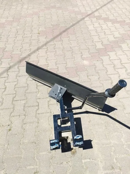 plug-lemiesz-kosiarka-quad-traktorek-stan-opakowania-oryginalne