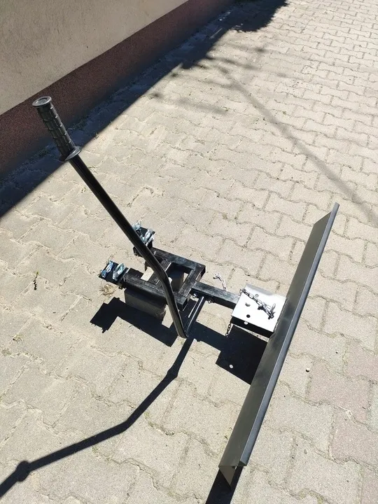 plug-lemiesz-kosiarka-quad-traktorek