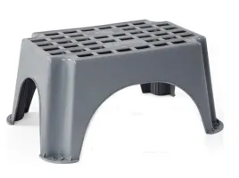 stopien-schodek-wejsciowy-do-przyczepy-step-fiamma