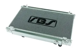 aluminiowa-chlodnica-wody-nissan-350z-03-06