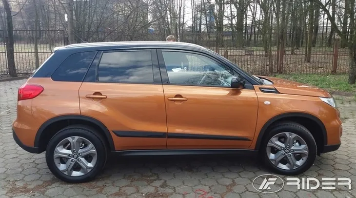 suzuki-vitara-listwy-boczne-typ-samochodu-samochody-osobowe