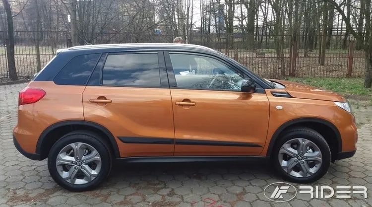 suzuki-vitara-listwy-boczne
