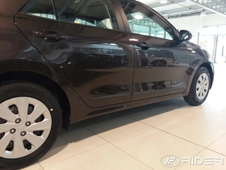 kia-rio-listwy-boczne-jakosc-czesci-zgodnie-z-gvo-p-zamiennik-o-jakosci-porownywalnej-do-oryginalu