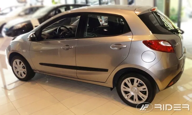 mazda-2-listwy-boczne-producent-czesci-rider