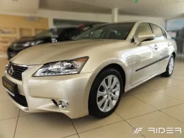 lexus-gs-250-listwy-boczne