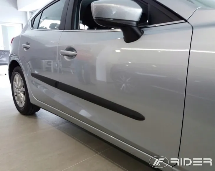 mazda-3-2013-hb-listwy-boczne-typ-samochodu-samochody-osobowe