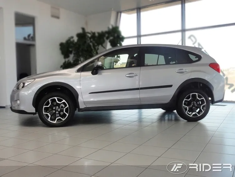 subaru-xv-listwy-boczne