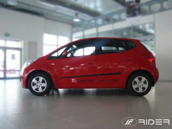 kia-venga-listwy-boczne-typ-samochodu-samochody-osobowe