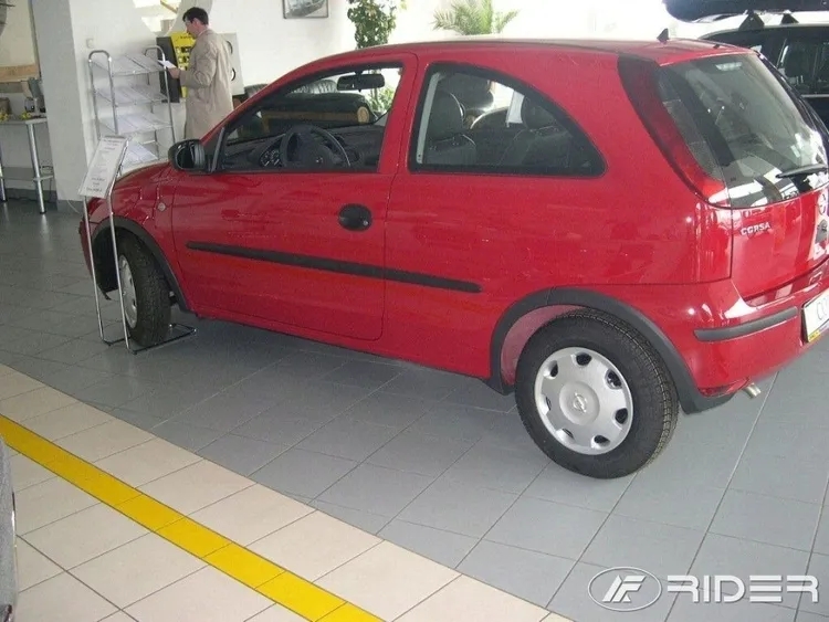 opel-corsa-c-listwy-boczne-stan-nowy