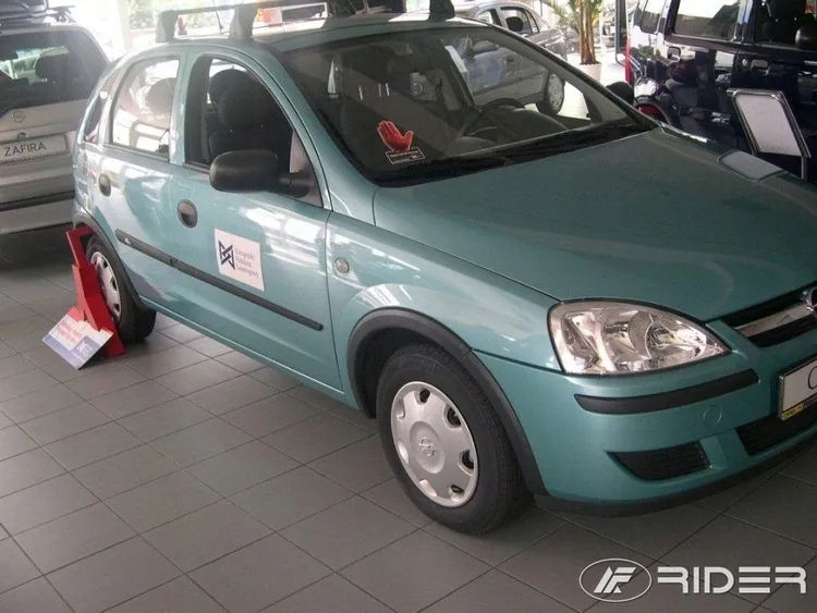 opel-corsa-c-listwy-boczne