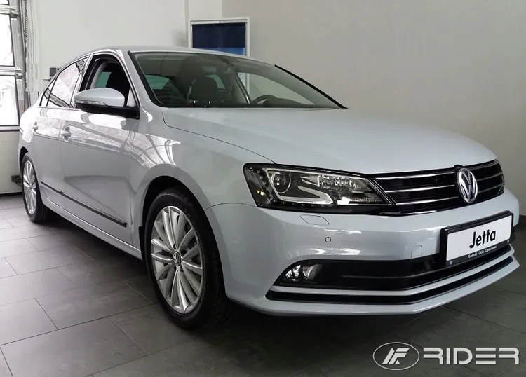 vw-jetta-2014-listwy-boczne-stan-nowy