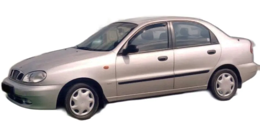 daewoo-lanos-5d-listwy-boczne-stan-nowy