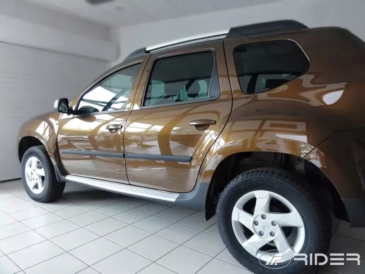 dacia-duster-listwy-boczne-numer-katalogowy-producenta-f-3