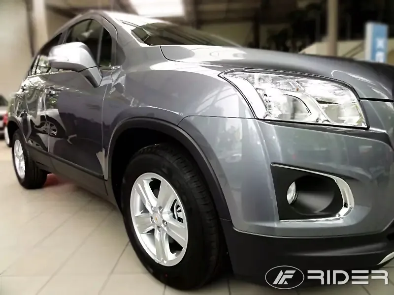 chevrolet-trax-listwy-boczne