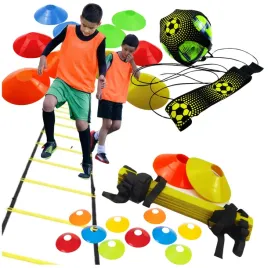 set-pilkarski-drabinka-pacholki-trenazer-podan-dla-pilkarza-sportowca-pilki