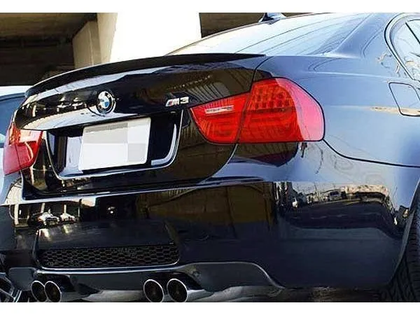spoiler-na-klape-bmw-e90-sedan-stan-nowy
